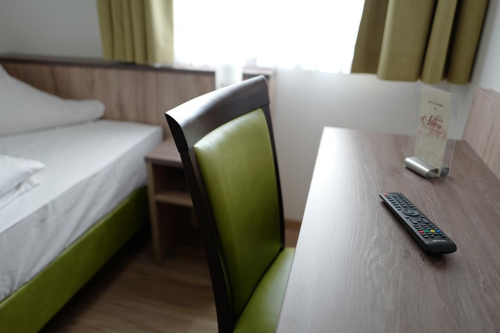 Hotel Stern ゲルストホーフェン エクステリア 写真