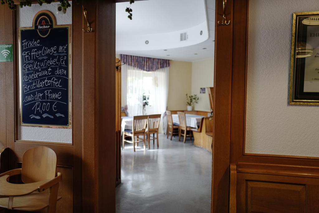 Hotel Stern ゲルストホーフェン エクステリア 写真